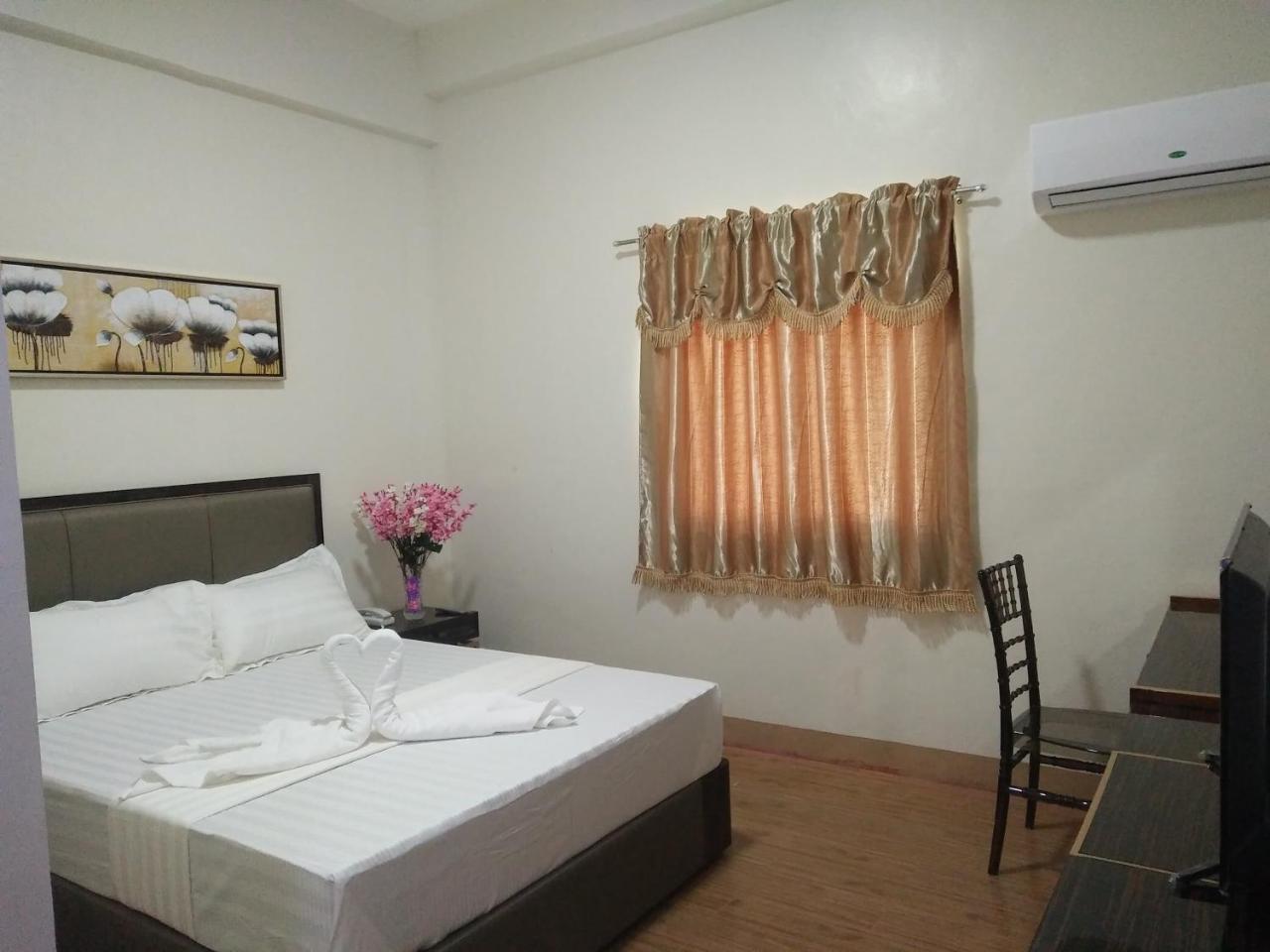 Meaco Royal Hotel - Batangas City Eksteriør bilde