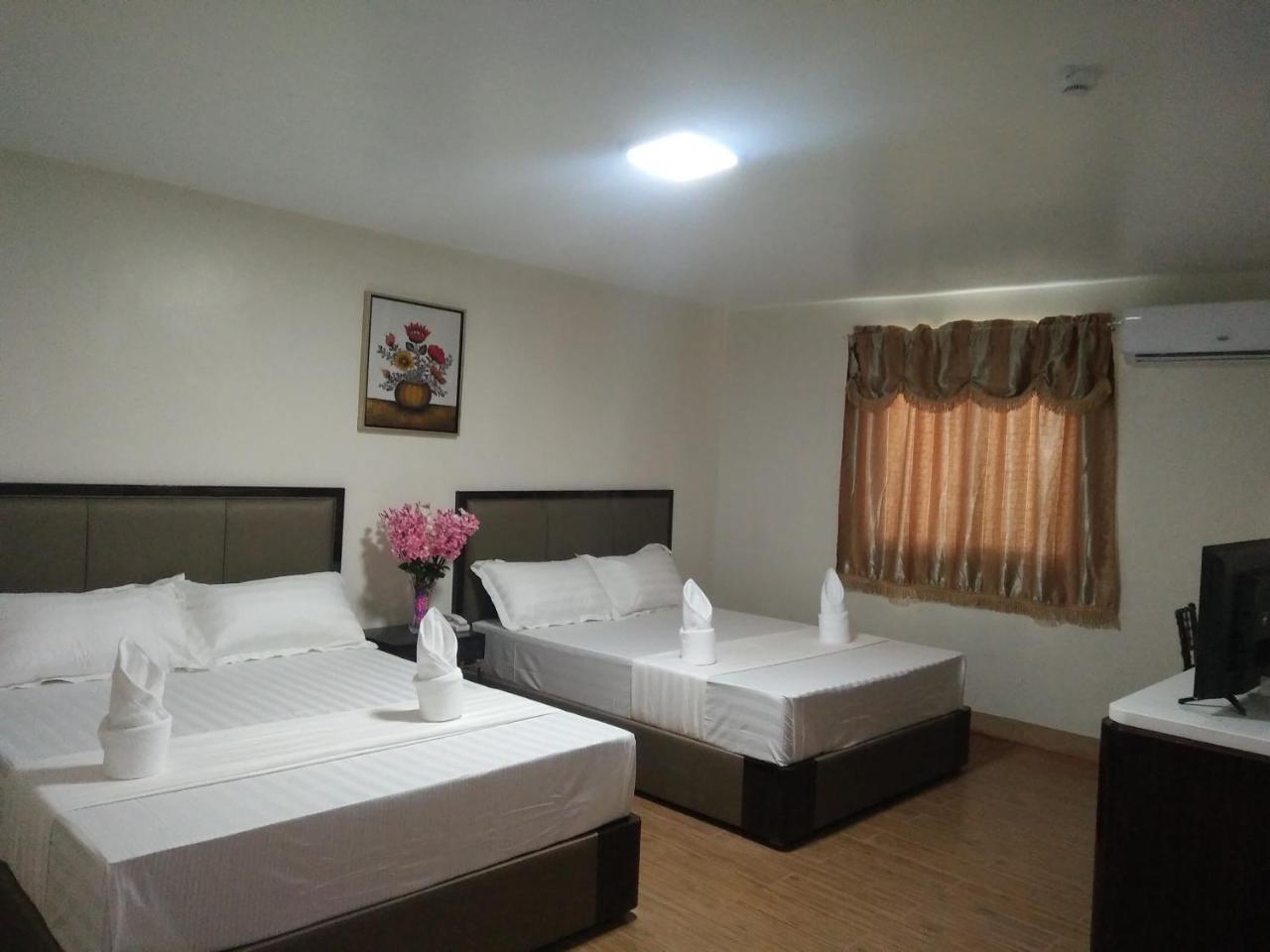 Meaco Royal Hotel - Batangas City Eksteriør bilde