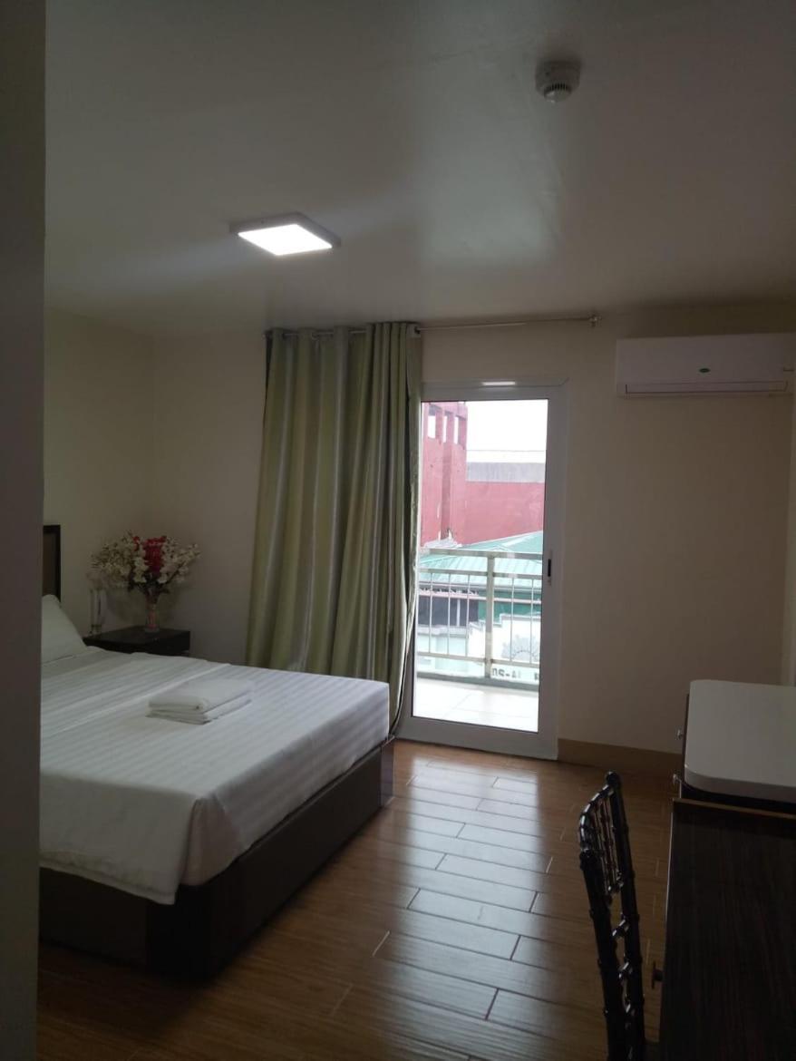 Meaco Royal Hotel - Batangas City Eksteriør bilde