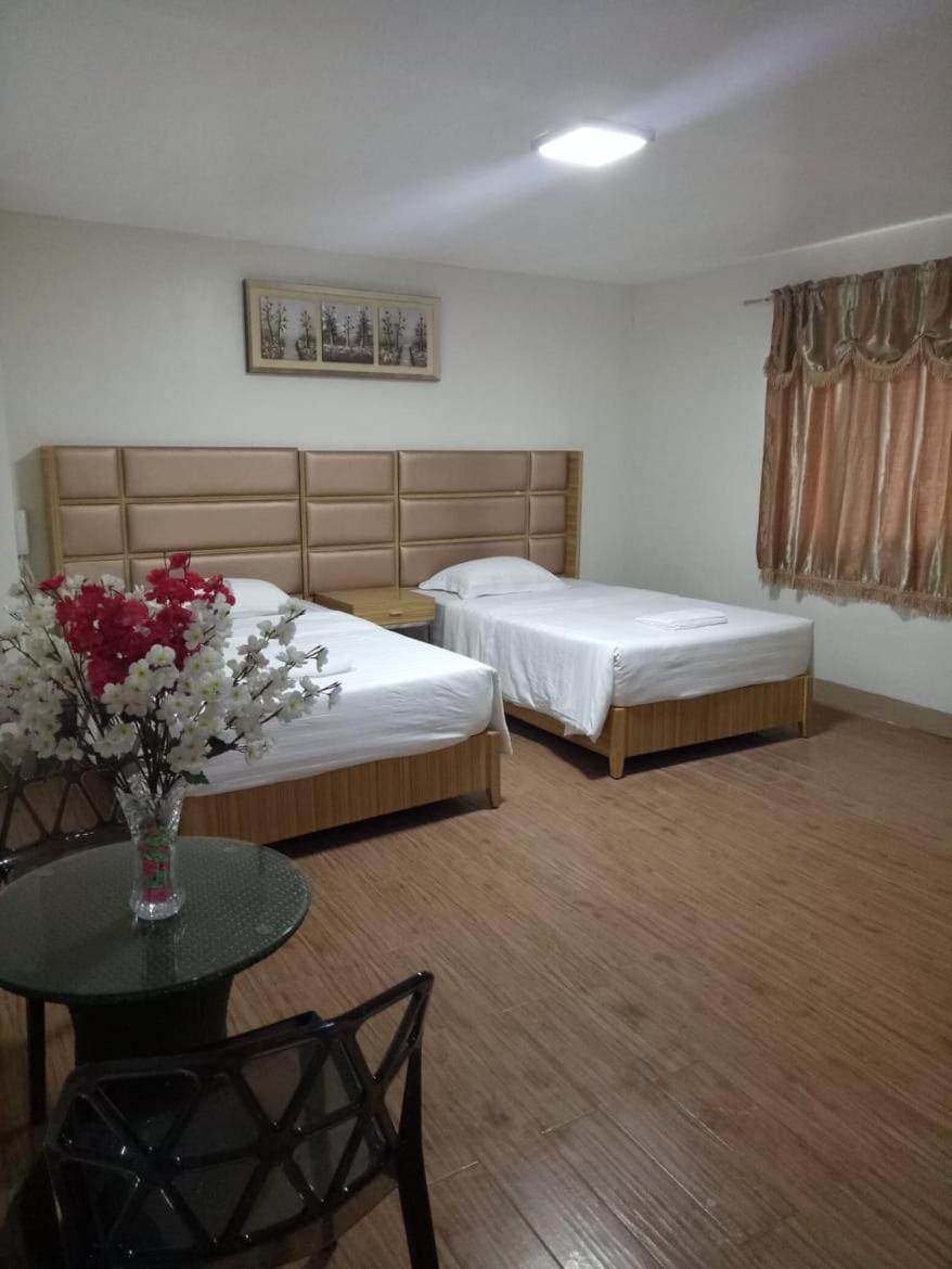 Meaco Royal Hotel - Batangas City Eksteriør bilde