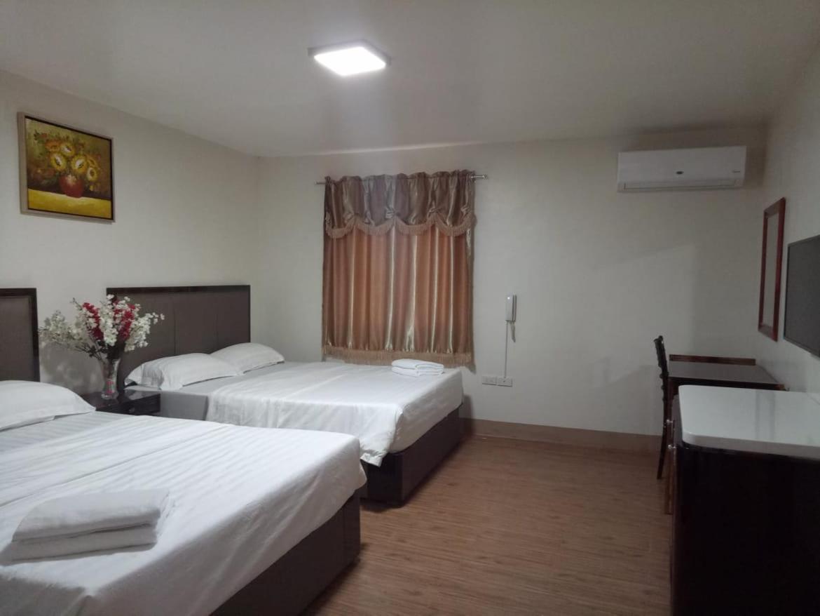 Meaco Royal Hotel - Batangas City Eksteriør bilde