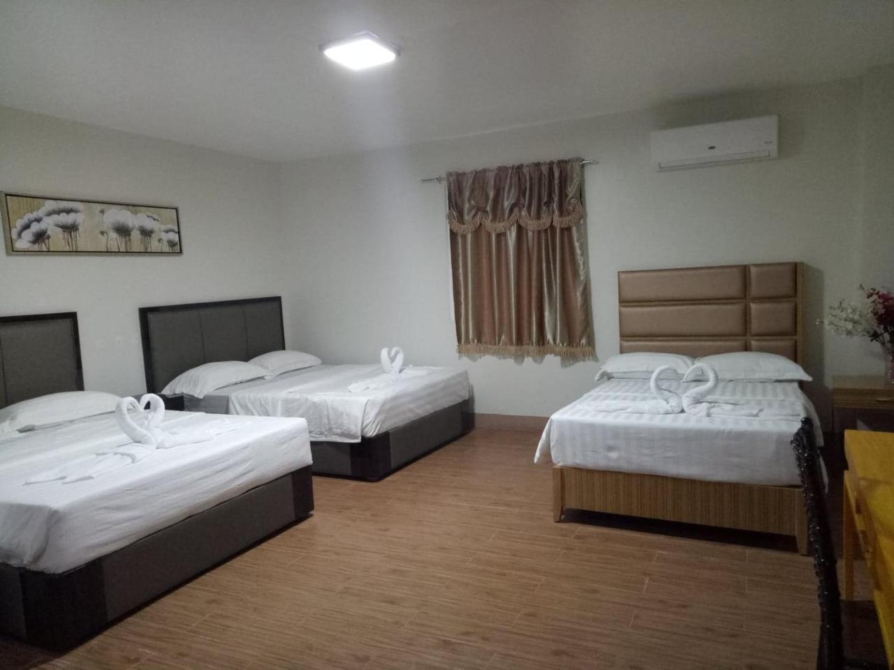 Meaco Royal Hotel - Batangas City Eksteriør bilde