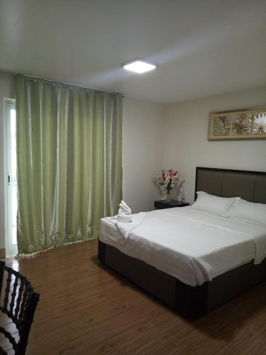 Meaco Royal Hotel - Batangas City Eksteriør bilde